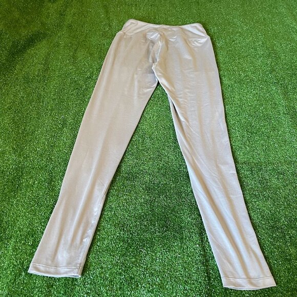 Magellan Outdoors Reversible Full Length Grey Leggings Base layer Pants Size M - Picture 8 of 15